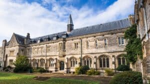 Read more about the article UNIVERSITY OF CHICHESTER
